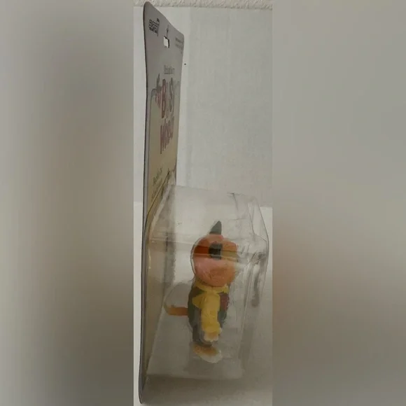 Super7 Richard Scarry's Busy World Huckle Cat & Lowly Worm ReAction Figure - Picture 5 of 9